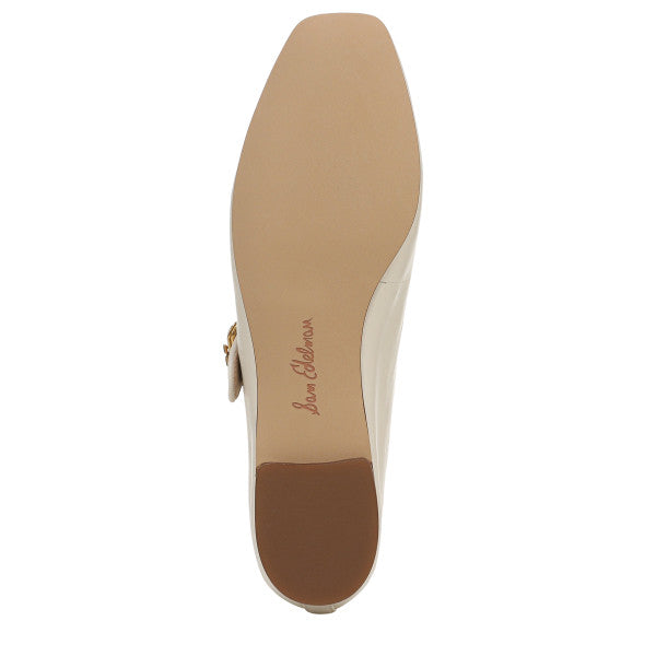 Michaela Mary Jane Flat