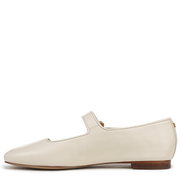 Michaela Mary Jane Flat