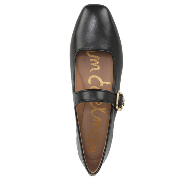 Michaela Mary Jane Flat