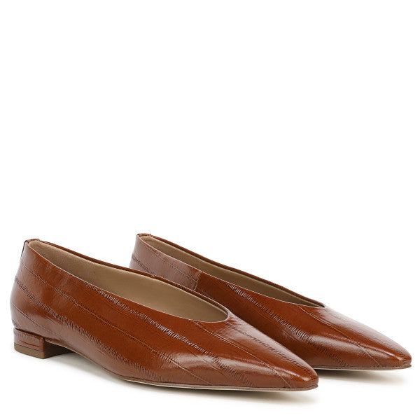 Emory Pointed Toe Ballet Flat