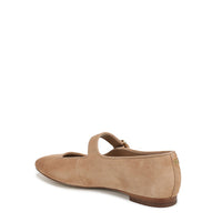 Michaela Mary Jane Flat