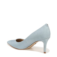 VIENNA KITTEN HEEL PUMP