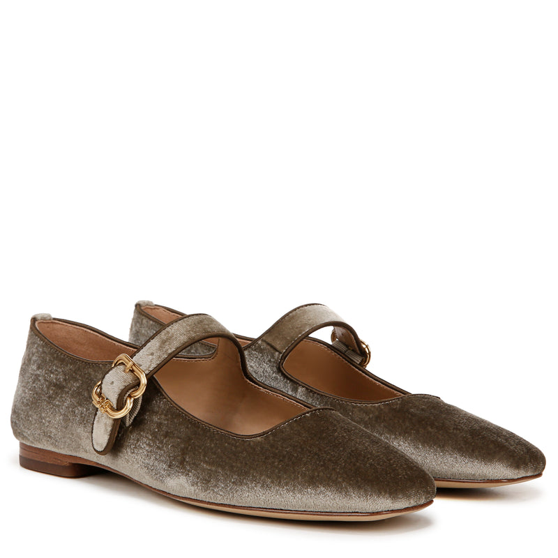 MICHAELA MARY JANE FLAT