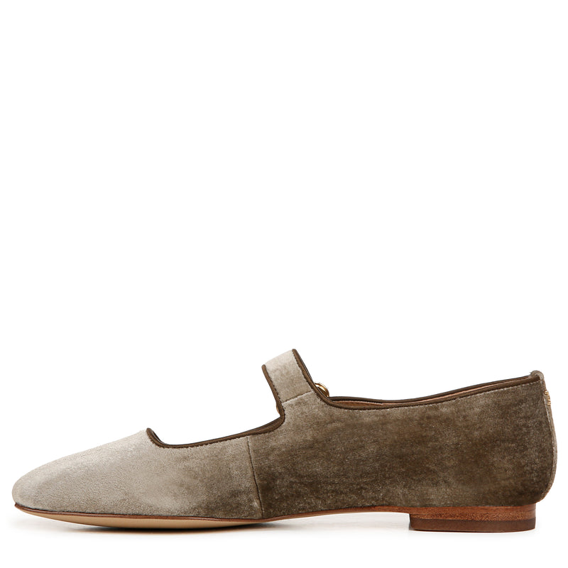 MICHAELA MARY JANE FLAT