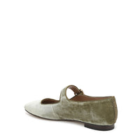 MICHAELA MARY JANE FLAT