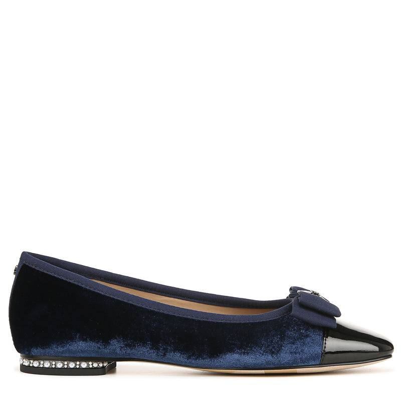 MAREN FLAT