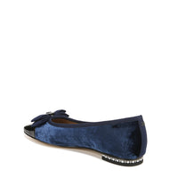 MAREN FLAT