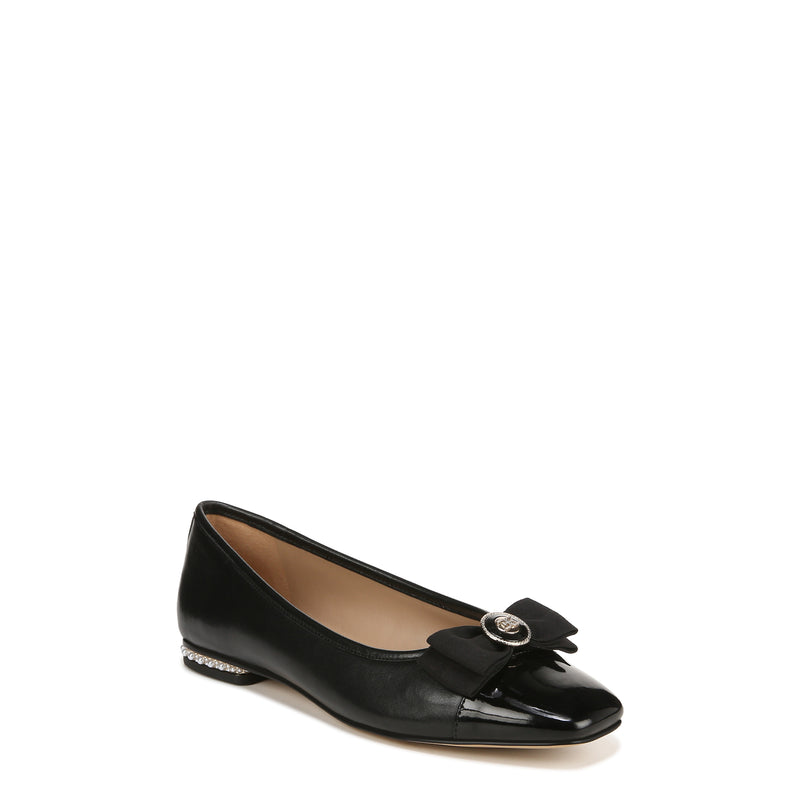 MAREN FLAT