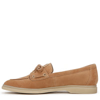 KARLY FLAT