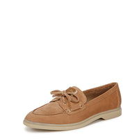 KARLY FLAT