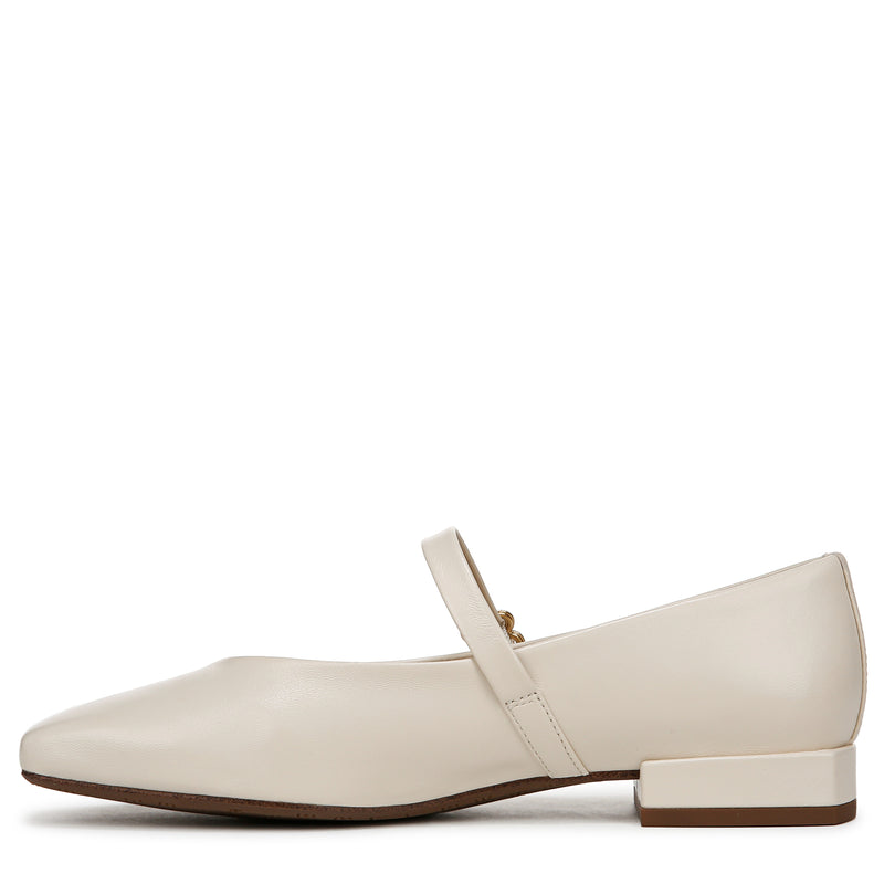 KENYY FLAT