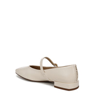 KENYY FLAT