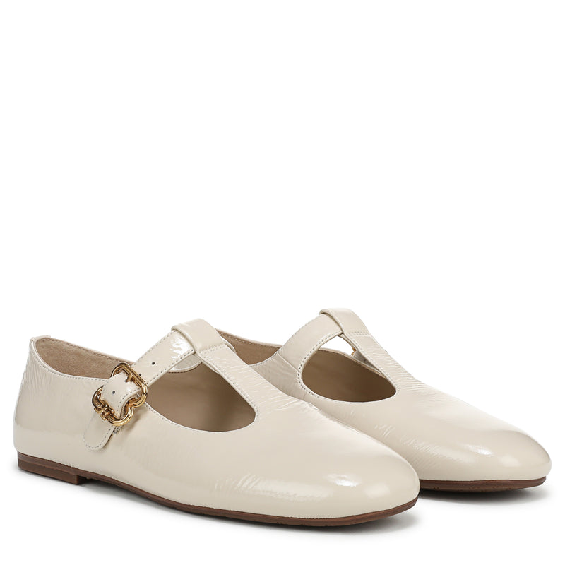 AVIRA MARY JANE FLAT