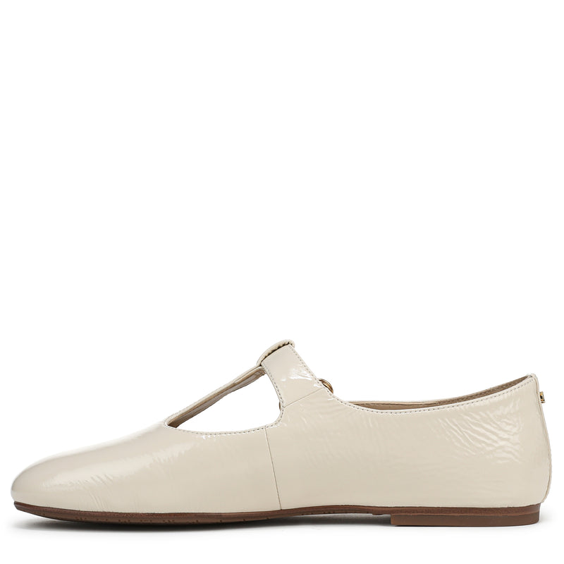 AVIRA MARY JANE FLAT