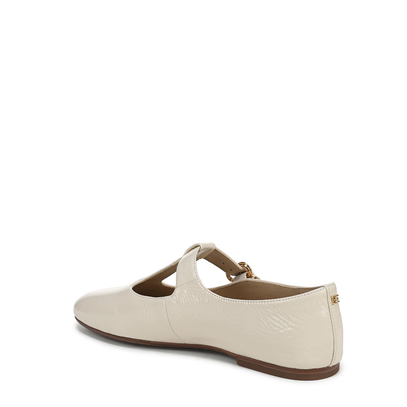 AVIRA MARY JANE FLAT