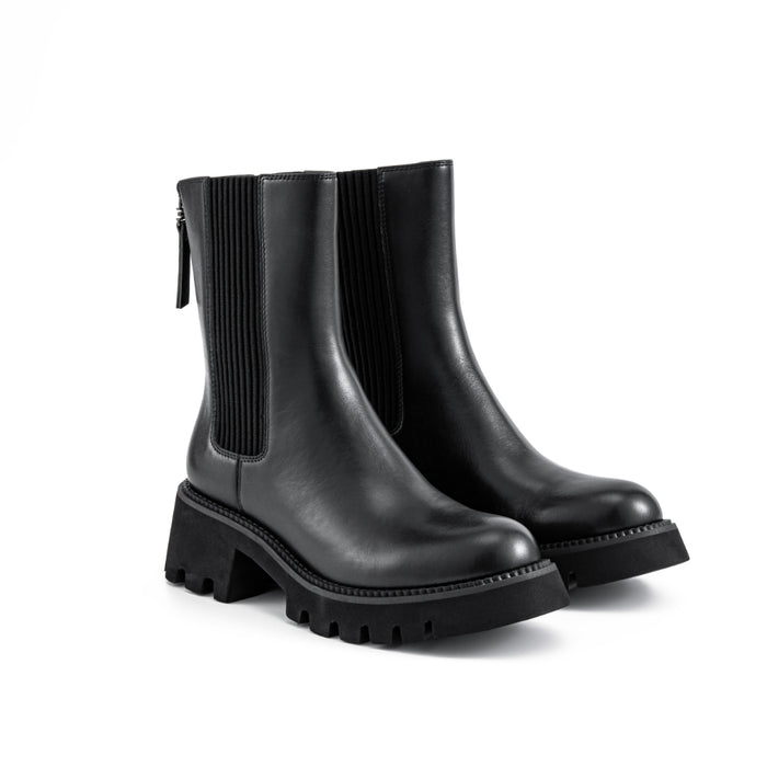 AGATA SHORT BOOT
