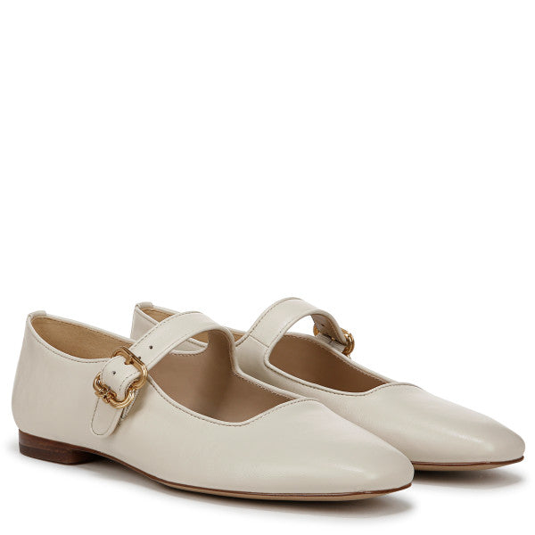 Michaela Mary Jane Flat
