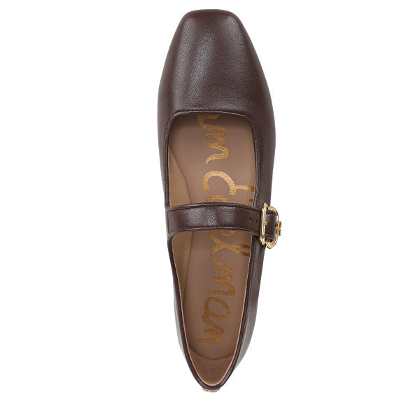 Michaela Mary Jane Flat
